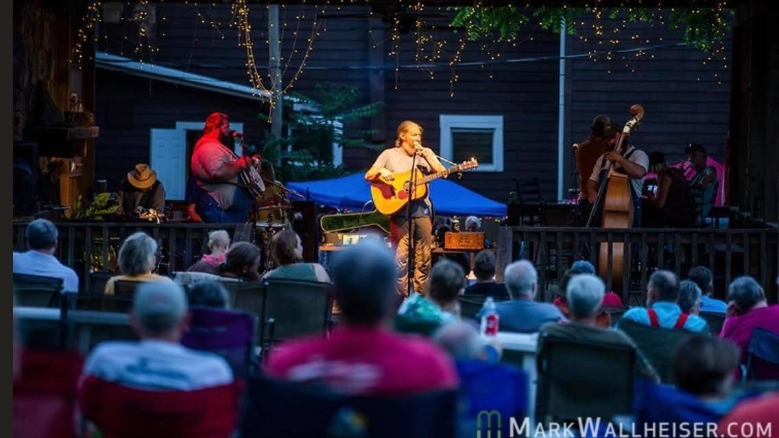 Free Concert-Will Dooley & the Tatum's
