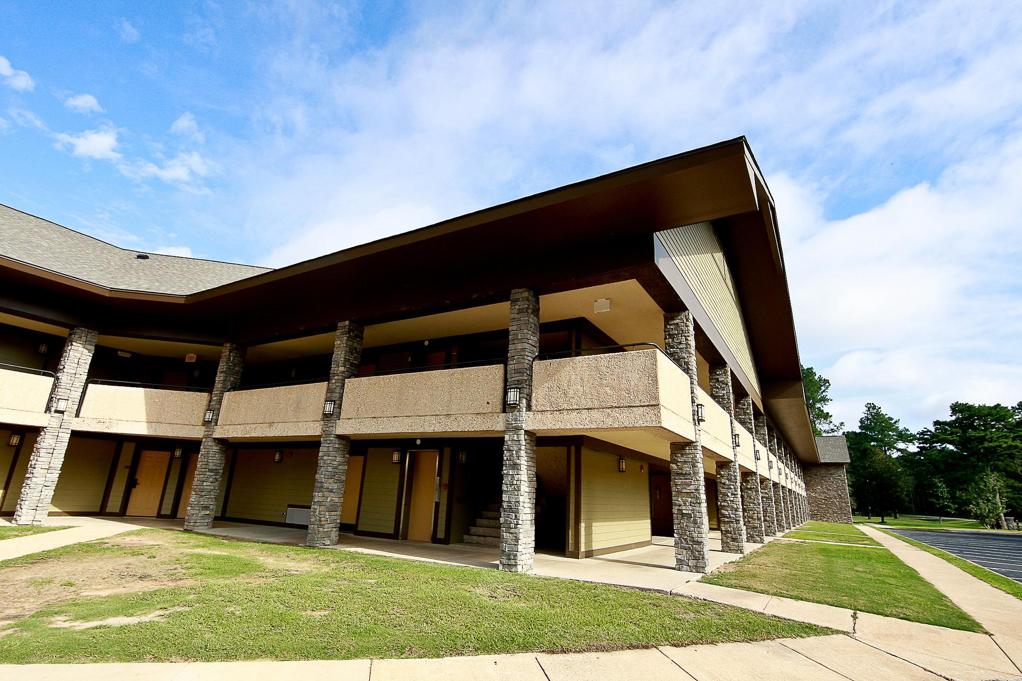 Lakepoint State Park Hotel Lodge
