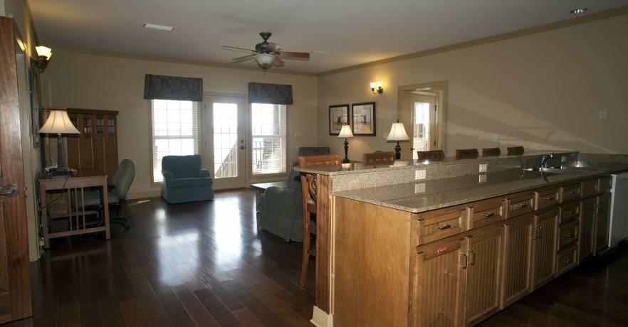 Lakepoint Cottage three bdrm kitchen