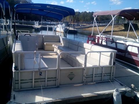 Pontoon Boat