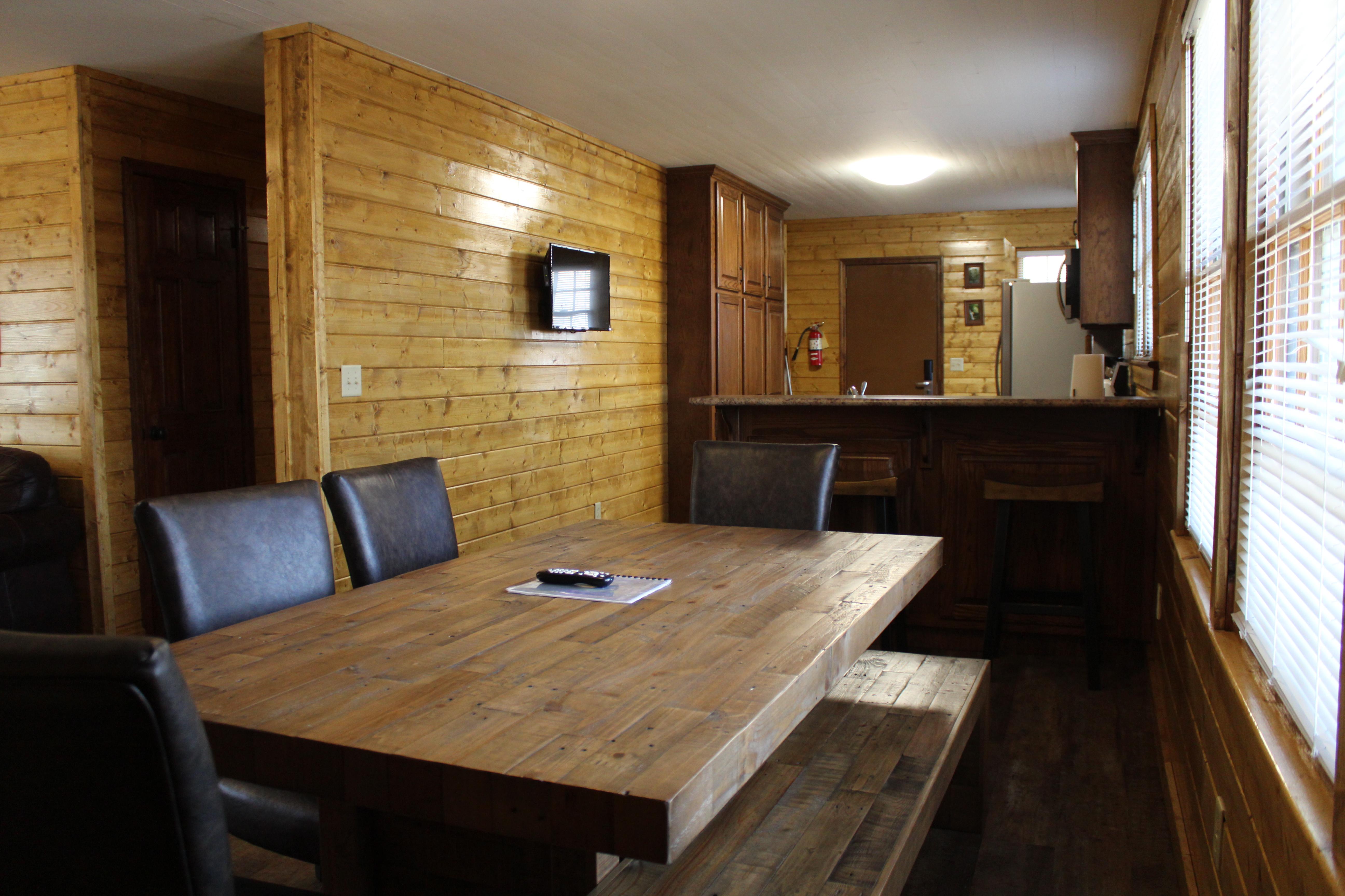 Cabin 3 Dining Room 