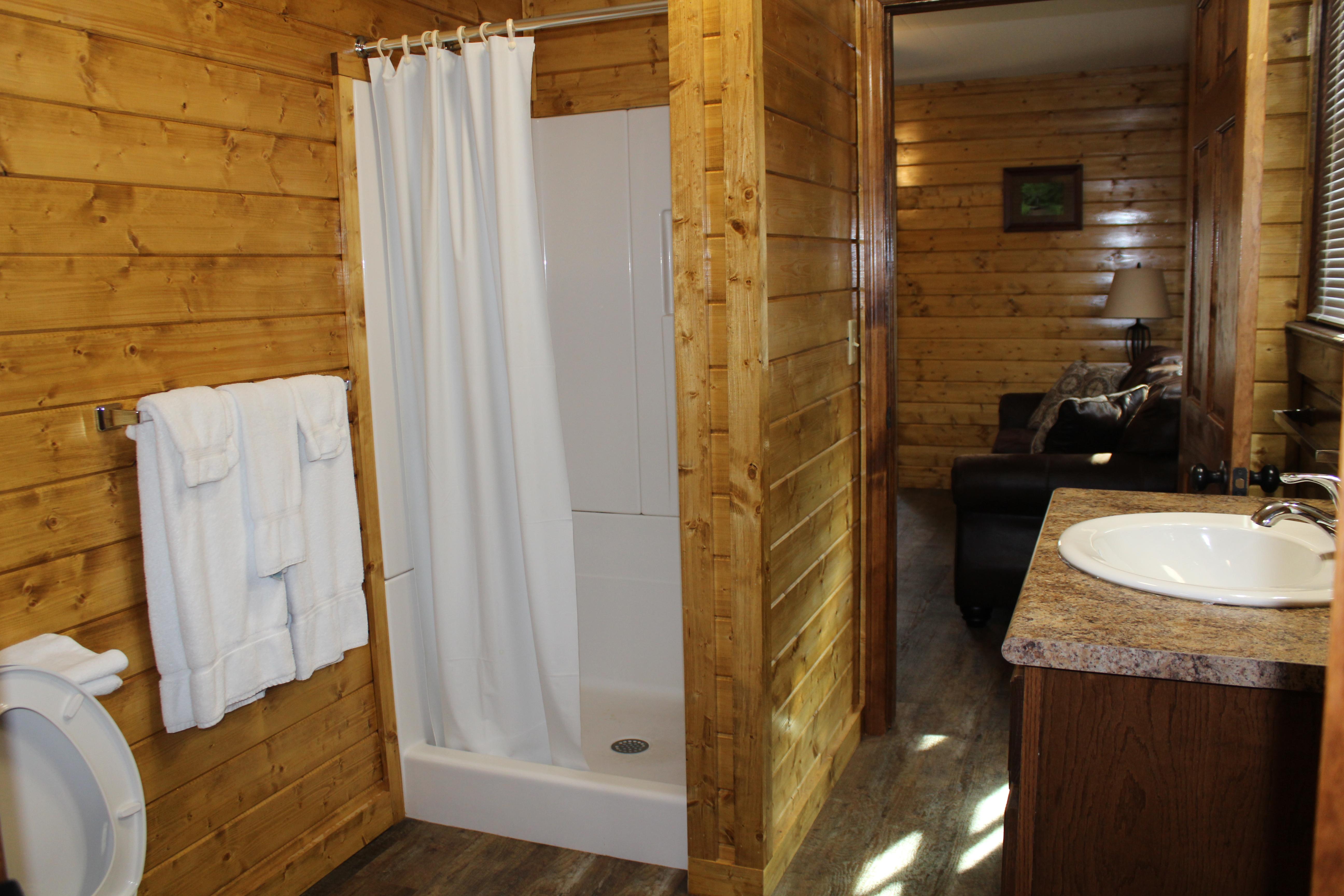 Cabin 3 Bathroom
