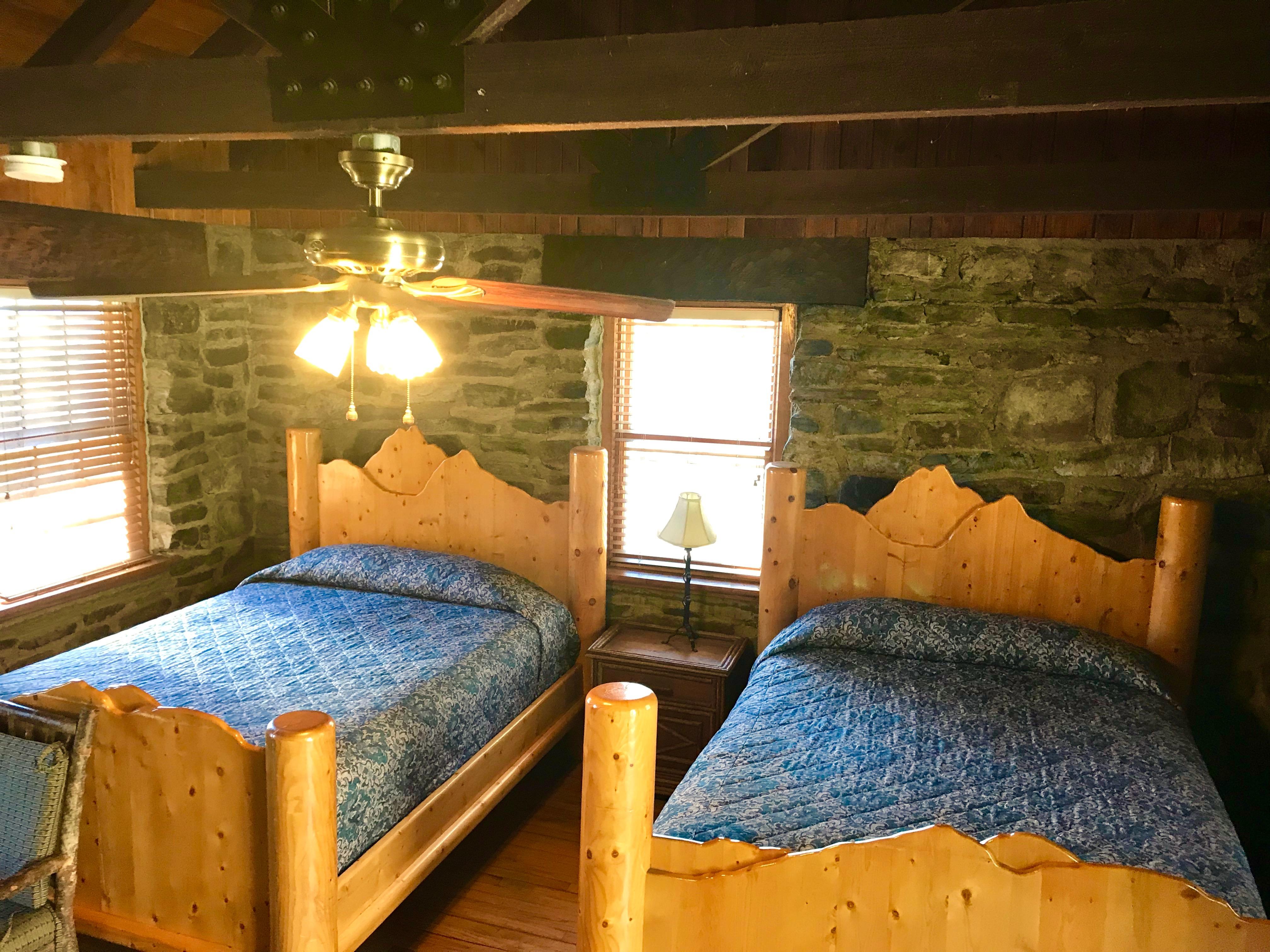 Cheaha 4 Person Cabin
