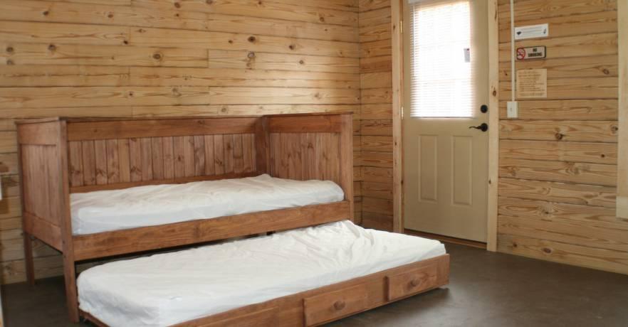 Camping Cabin Trundle Bed