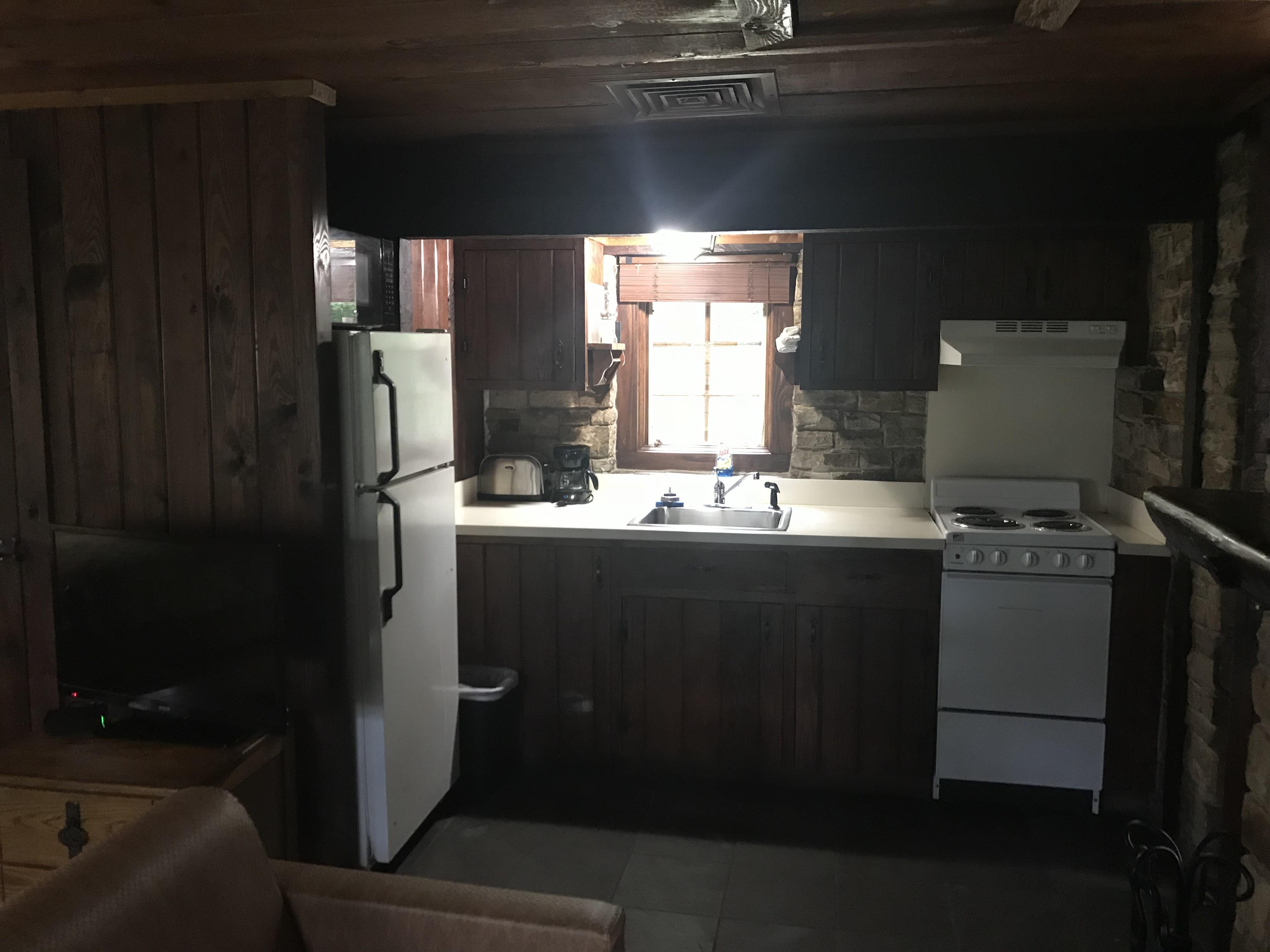 Cabin 6 Kitchen