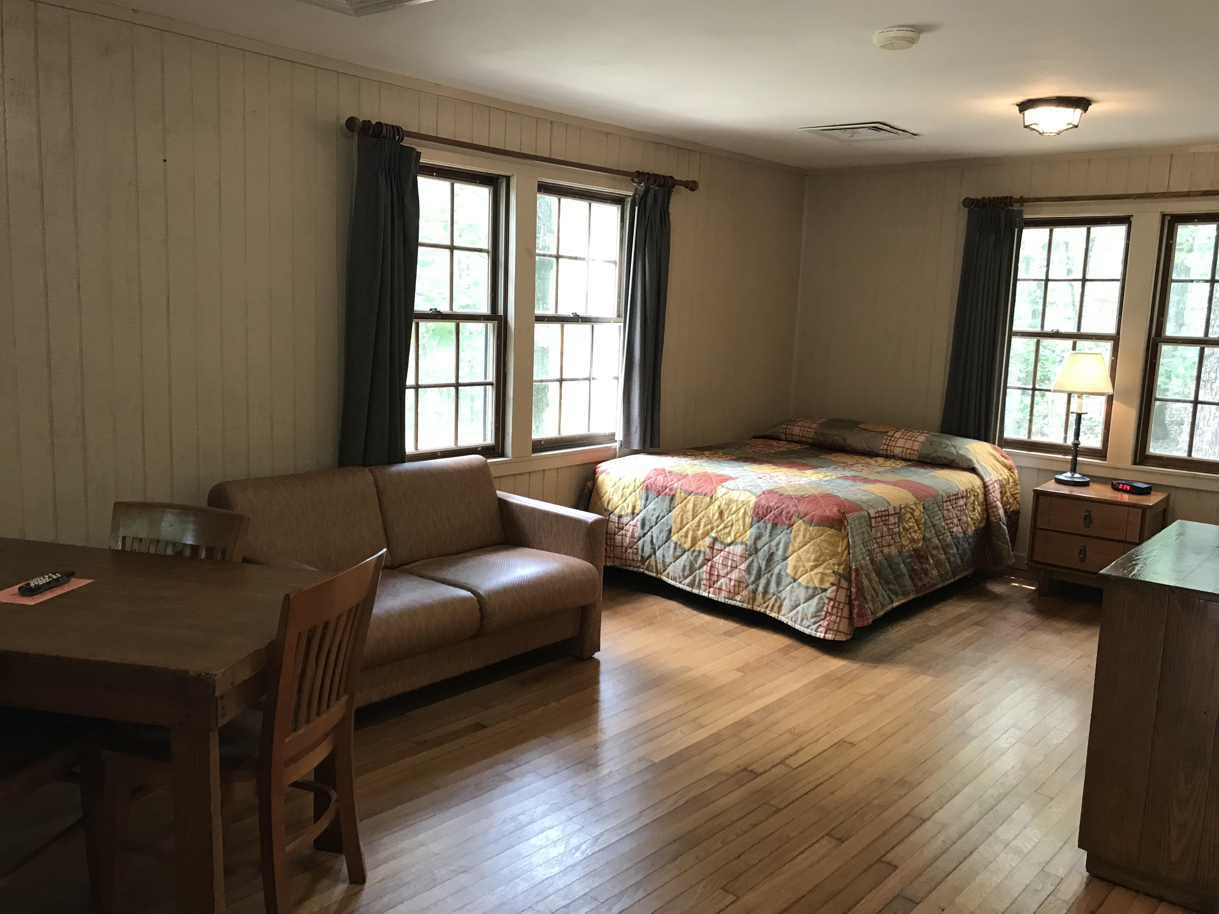 Cabin 14 Floor Plan