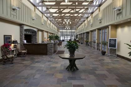 Lakepoint State Park Lobby