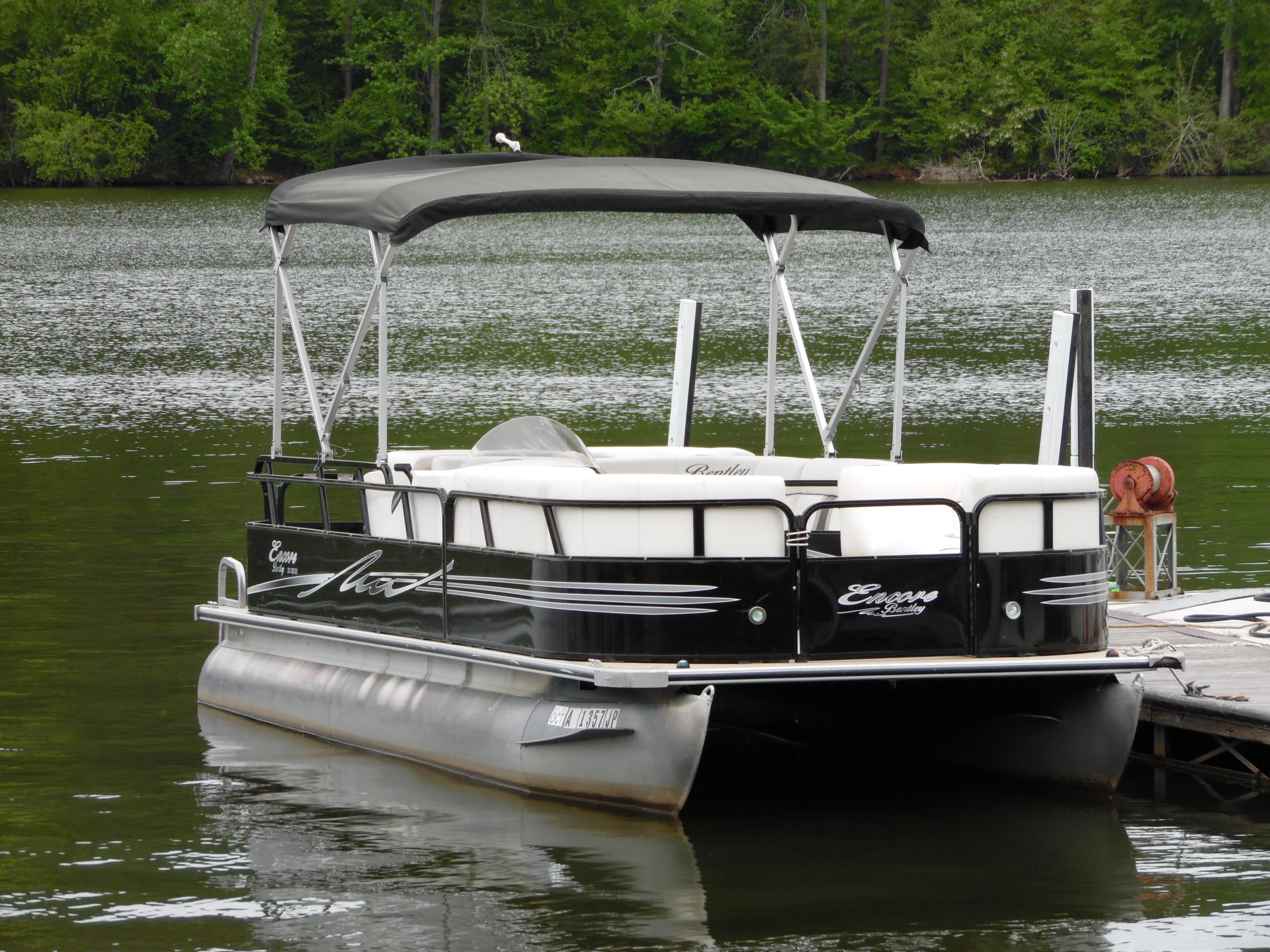 Joe Wheeler State Park Pontoon Boat