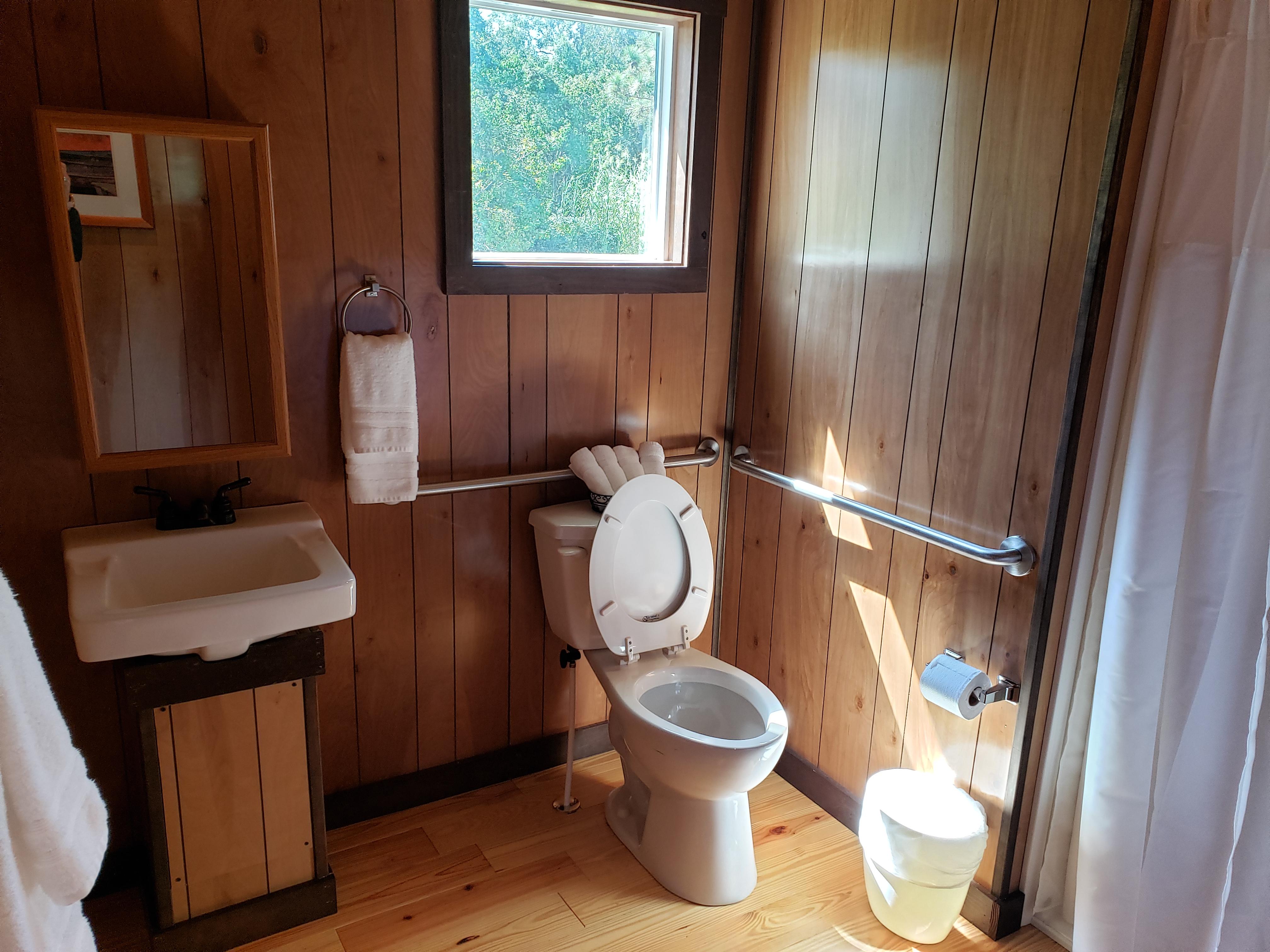 Heron bathroom 1