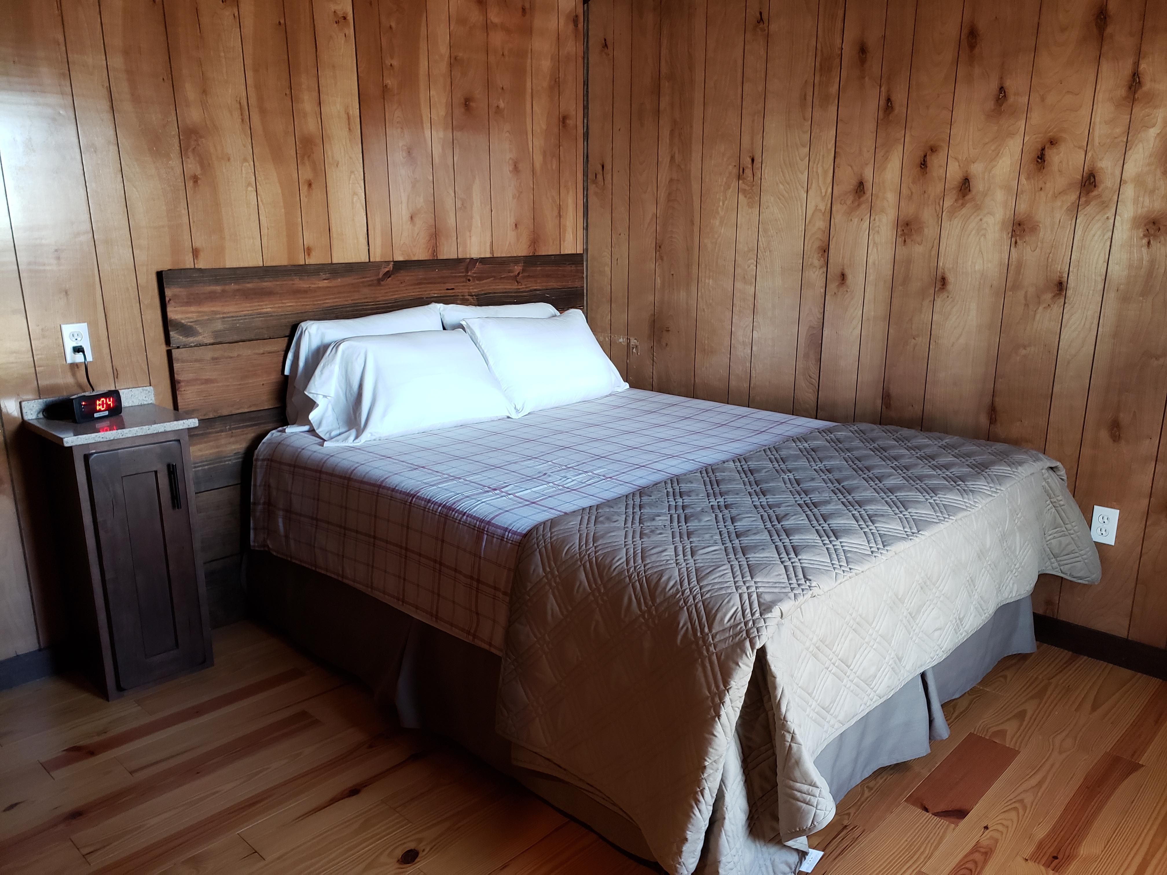 Heron bedroom 1