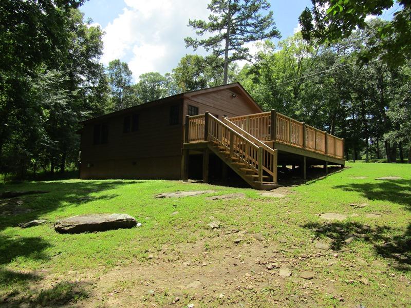 DSP Cabin 3 Outside backyard