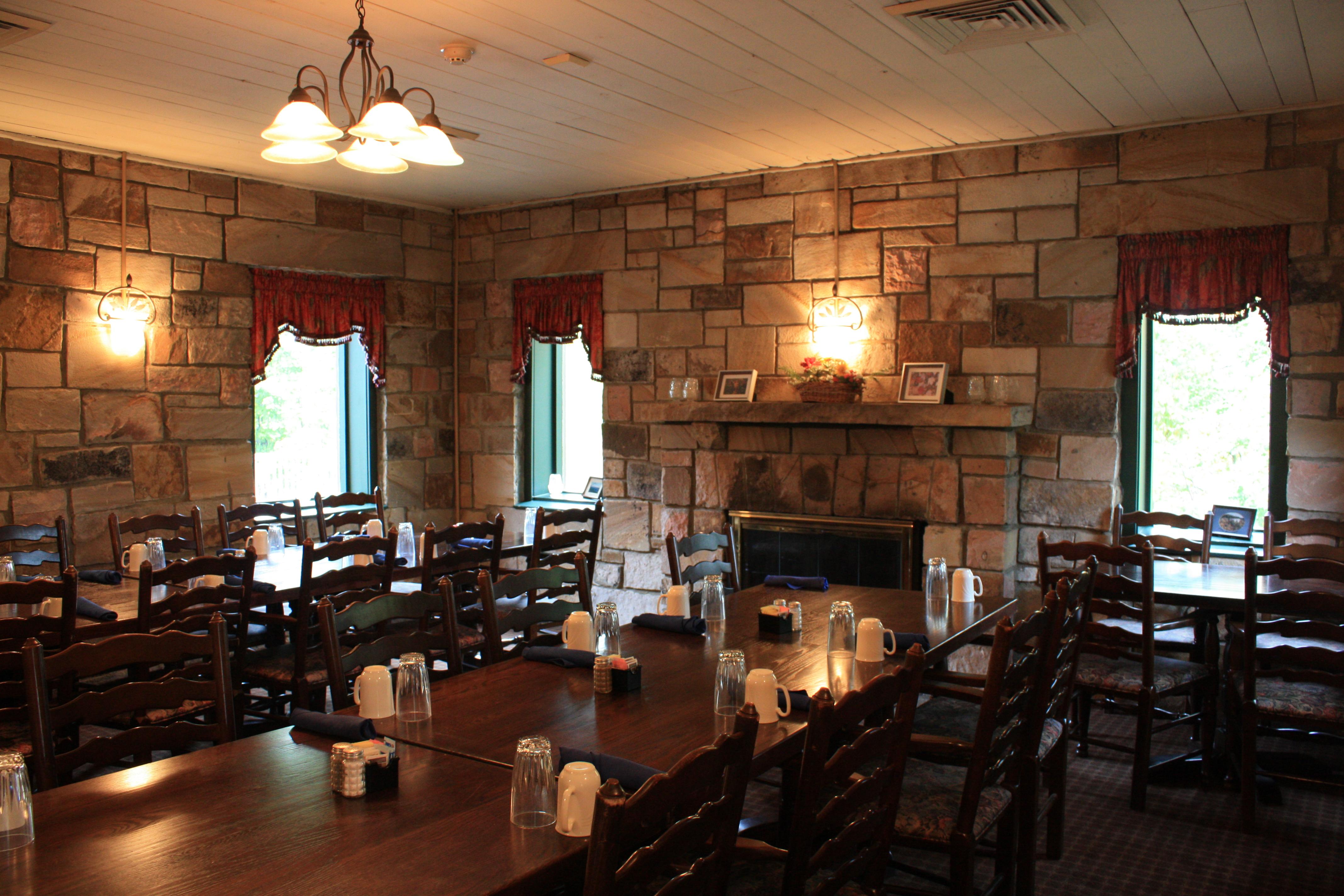 DSP Mountain Inn Restaurant at the Lodge