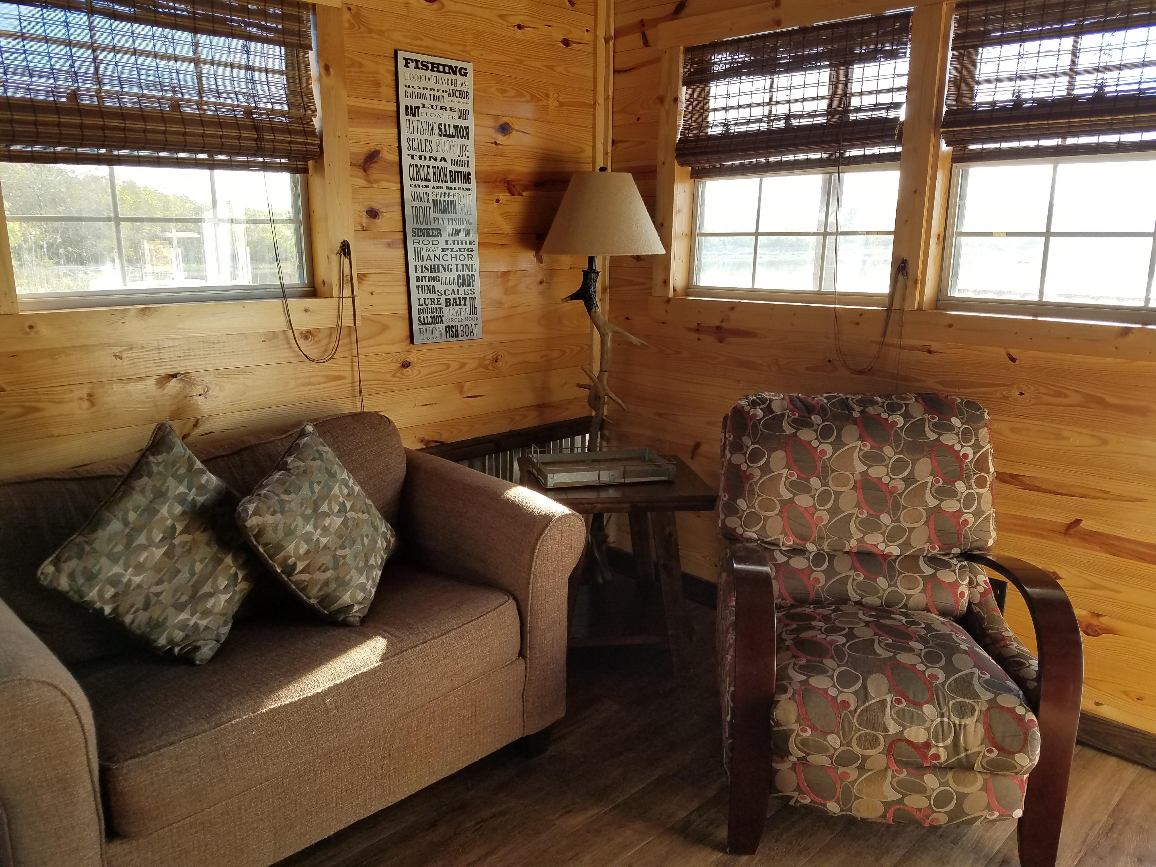Catfish Redfish living room fold out twin bed
