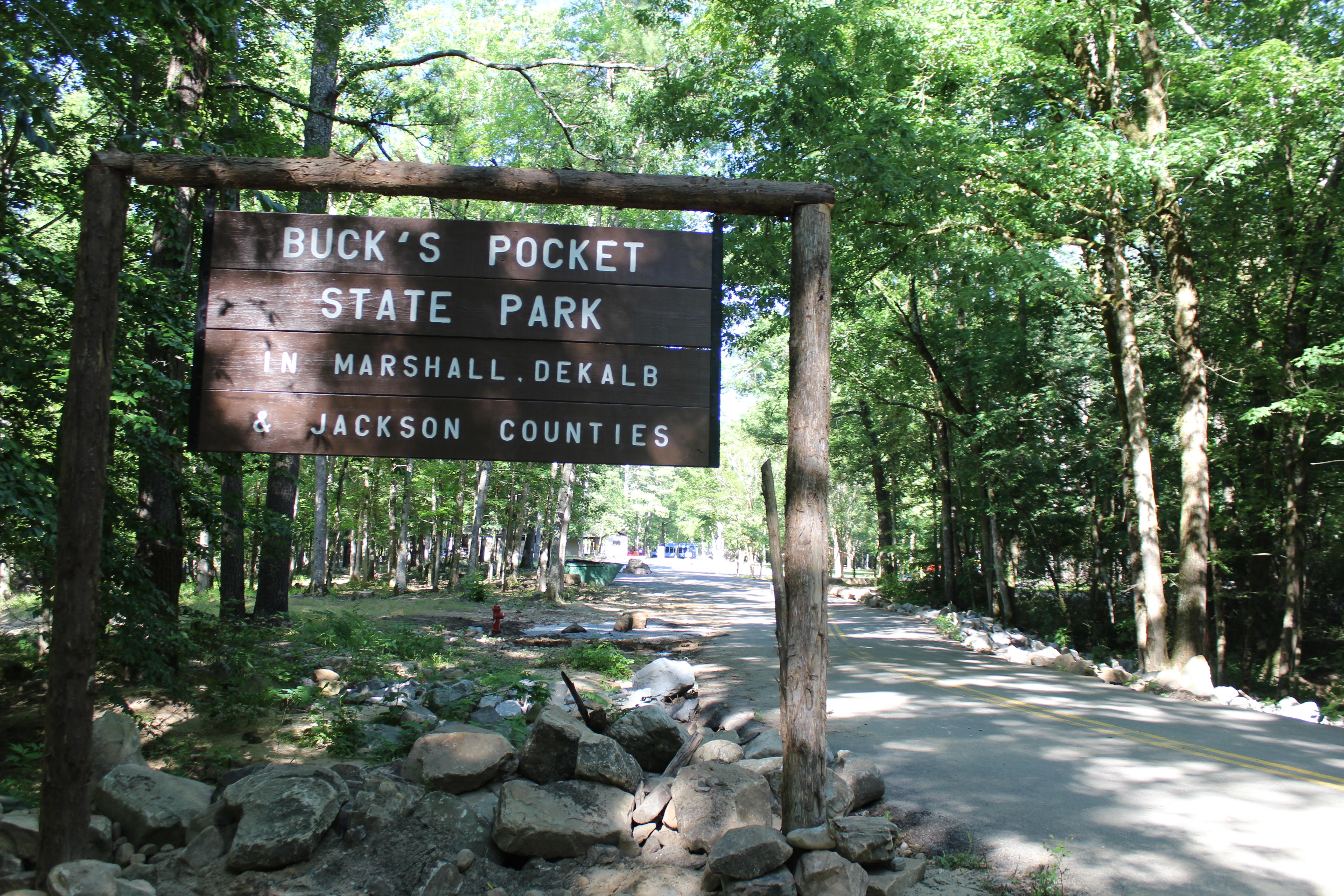 Buck's Pocket Campground entrance