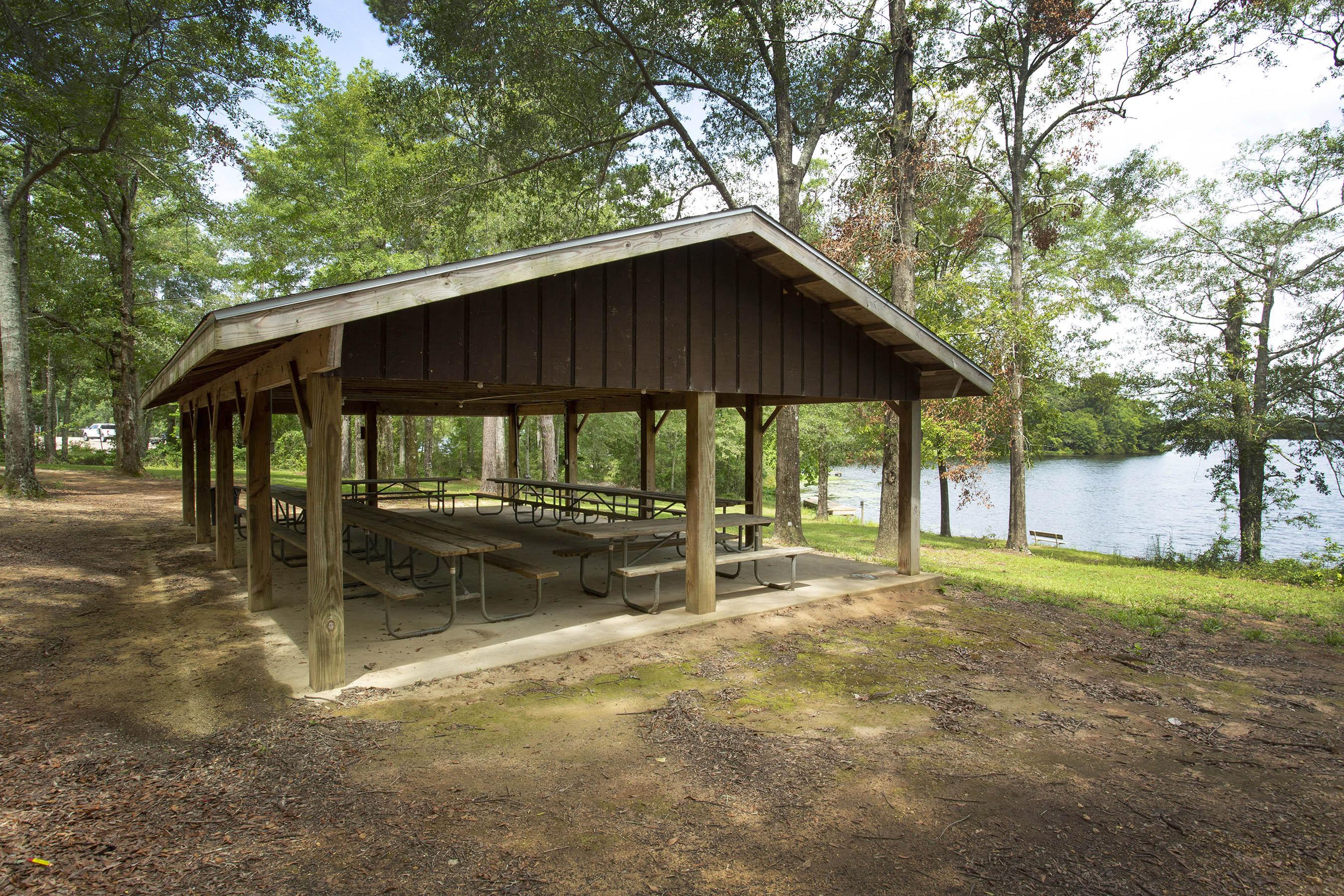 Picnic Pavilions Alapark 